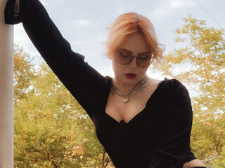 beautiful webcam girl KaleighCollett