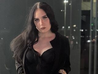 camwhore fingering pussy KelsiLowndes