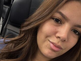masturbating girl KharolGiraldo