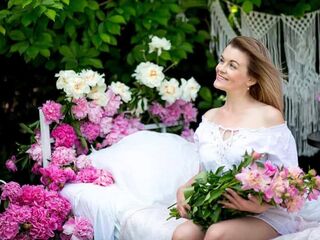 adult liveshow LeaNicole