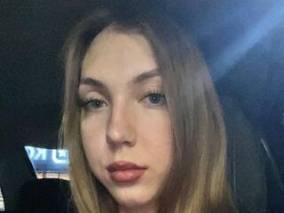 flirt chat room LeannHonnerlaw