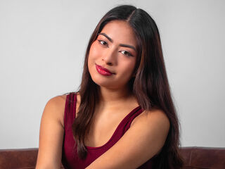 camgirl playing with sextoy LeiaHoney
