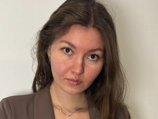 adult free chat LeilaCoocher