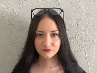 fingering cam girl LessyLuiz