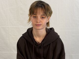 naked cam chatroom LindyOestreicher