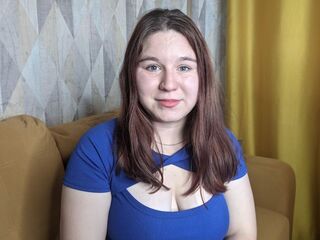 fingering webcamgirl LisaWondorsen