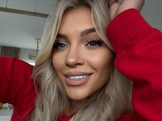 web chat LorennaRyan