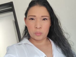 fingering cam girl LuceroMariap