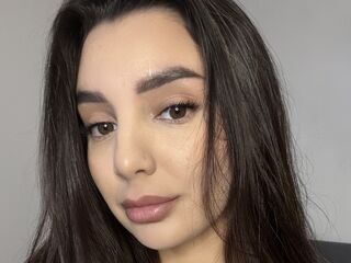 camwhore masturbating with dildo LuizaLu