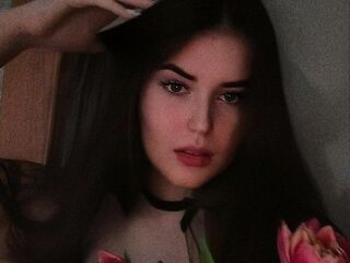 hot naked camgirl MaeveSerenity