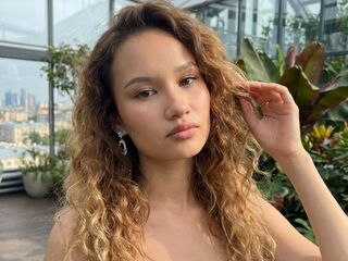 babe MaliaUcci