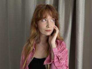 naked cam girl MaryellenQazi