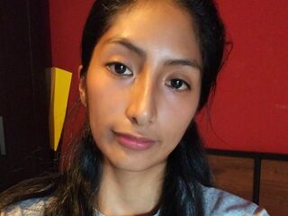hot cam hooker MayraBravo