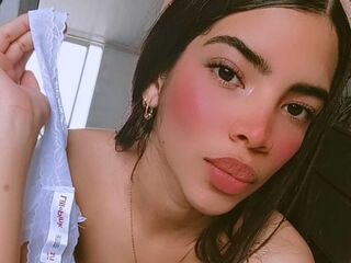 hot cam girl fingering shaved pussy MeliPartner