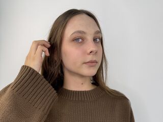camgirl playing with sextoy MelvinaLynch