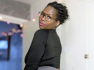 adult web cam MilkyMarie