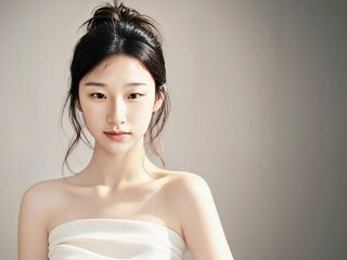 girl showing tits MoleSon