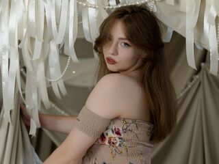 babe web cam MoonBrittany