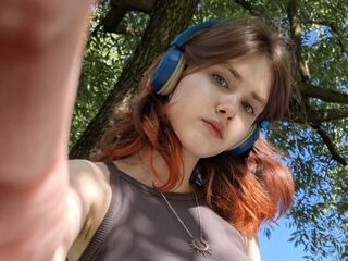 naked girl with webcam fingering pussy OliviaHurewicz