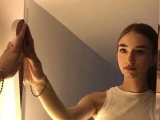 nude webcamgirl PansyGandara