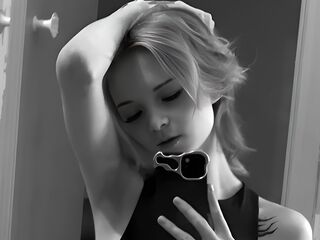 cam girl masturbating PaulinaCundiff