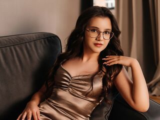 nude webcamgirl PaulineHeaven