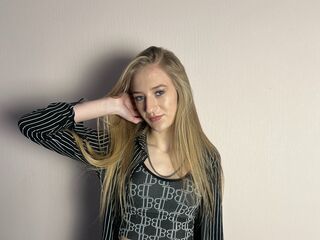 free web cam chat PhyllisDeary