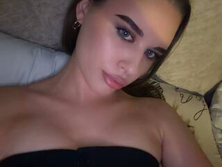 free hardcore porn webcam RhiannonJumper