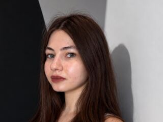 webcam bitch chatroom RoselynSvatek