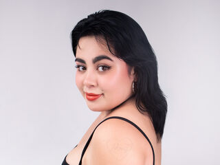 live chat room RoxanaElegance