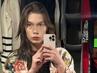 voyeur webcam RubyRedkis