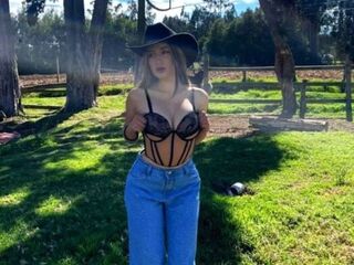 nude camgirl photo RubyRossey