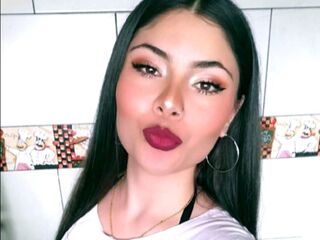 sexy camgirl ScarlettReven