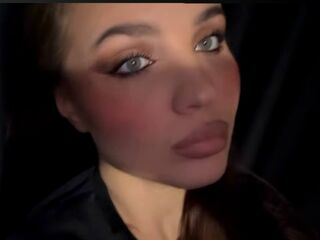 fingering girl chatroom SeemaRedhouse