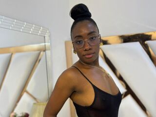 webcam picture SelenaHadid