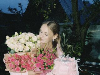 cam sex SharlynHazelton