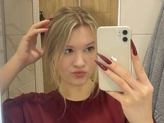 anal web cam sex SkyeDavi