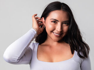 flirt chat room SofiBlosh