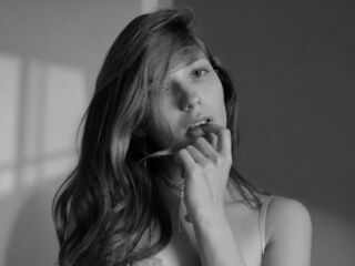 sex webcam SophieLix