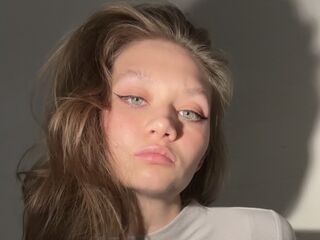shaved pussy cam TawanaHyers