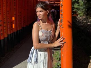 girl chat room ThuAllin