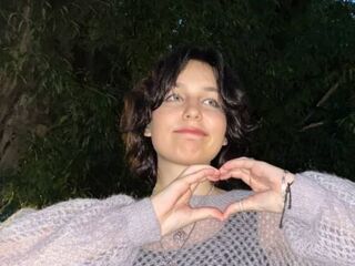 naked webcamgirl photo TulaStaines