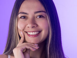 sex web cam chat room ValentinaForest