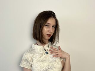 free live chatroom VikkiAppling