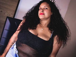 cam girl playing with vibrator ZoeFerraro